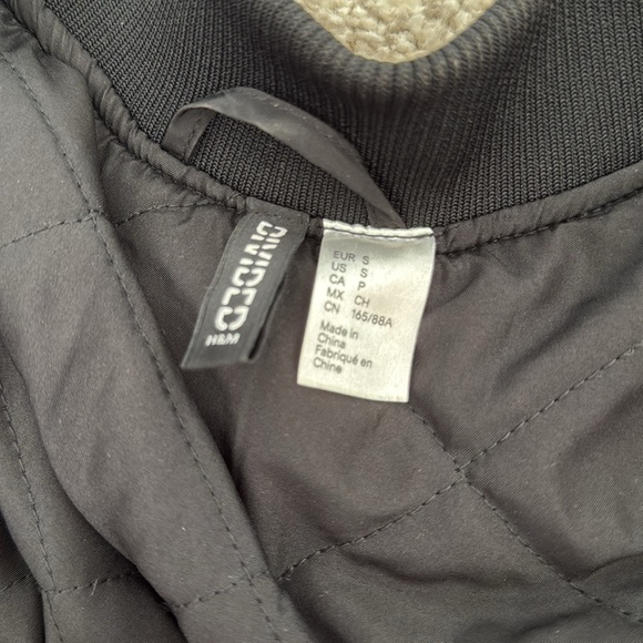 Oversized Jacket - Picture 4 of 5